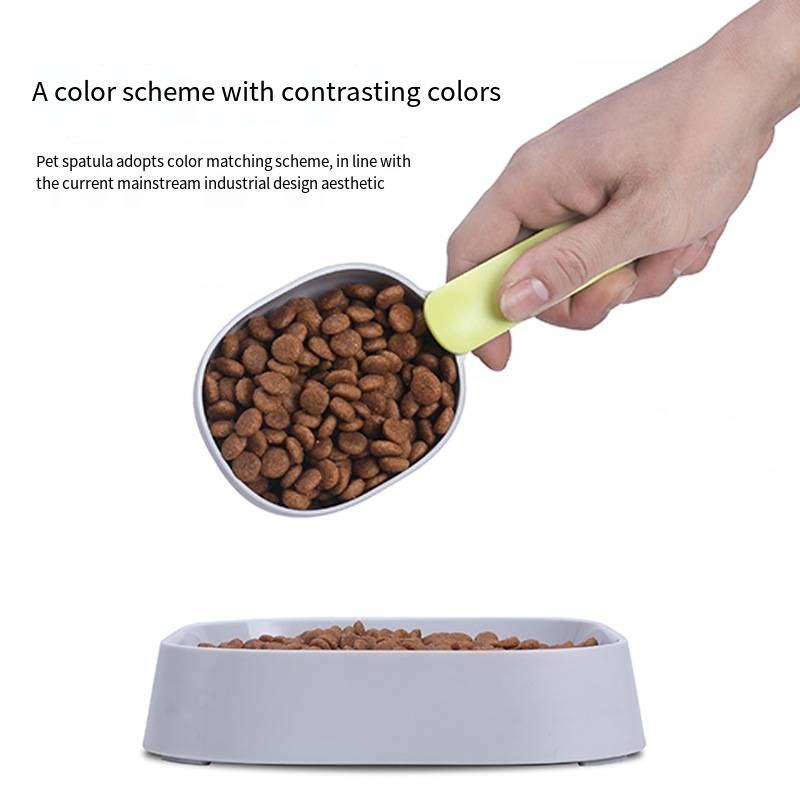Measuring Dog Food Scoop