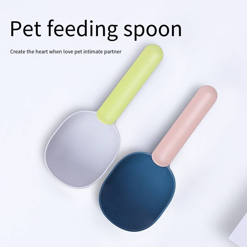 Measuring Dog Food Scoop